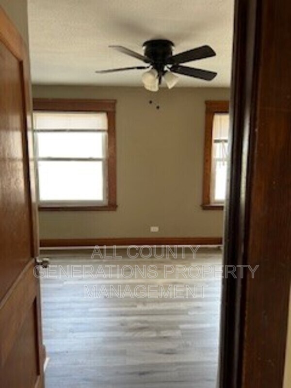 Building Photo - 7700 Goodman Ave