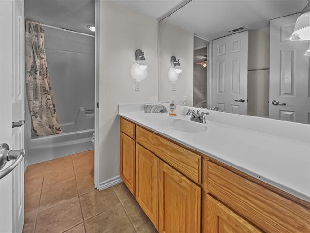 Building Photo - 1476 Holly Trail