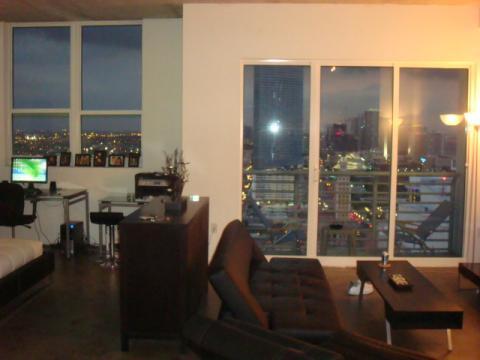 Building Photo - 133 NE 2nd Ave