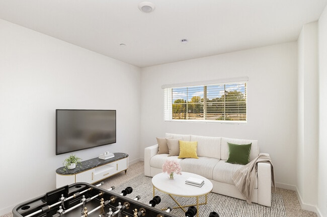 Building Photo - 2171 Yellowstone Blvd