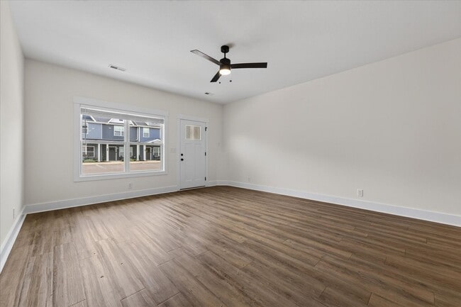 Building Photo - 309 Front Rdg Cir