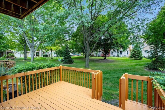 Building Photo - 9429 Westwind Dr