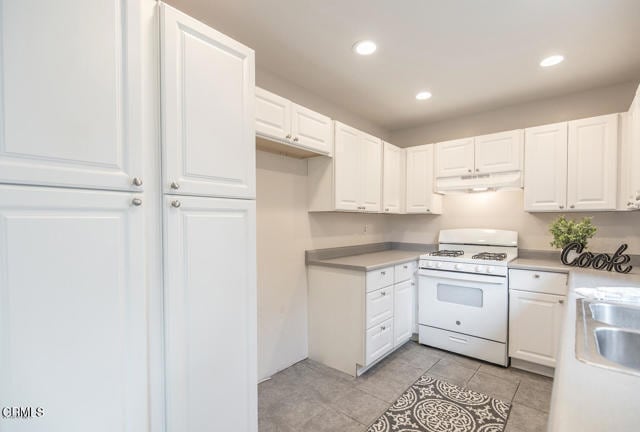 Building Photo - 784 Seawind Way