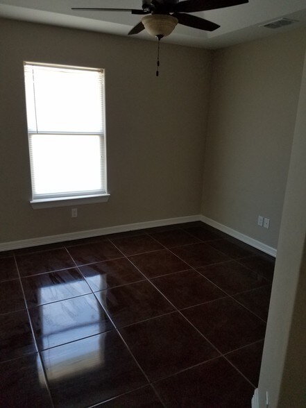 Building Photo - 2207 Taxco Ct
