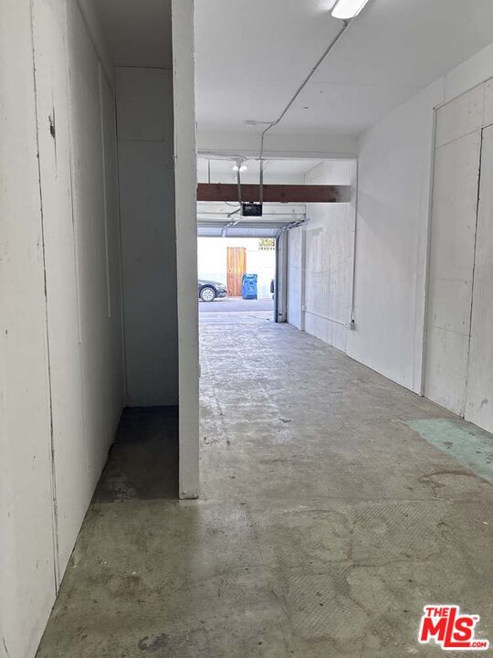 Building Photo - 915 Broadway St