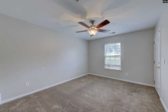 Building Photo - 628 Candytuft Ln