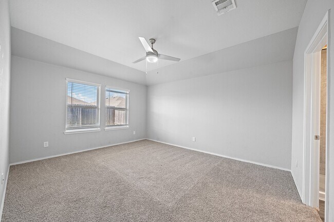 Building Photo - 4315 Isoletta Ct