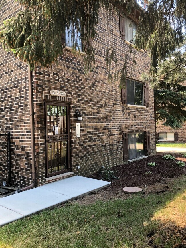 21W284 Tee Ln 21W284 Tee Ln Itasca IL 60143 Apartment Finder