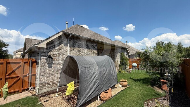 Building Photo - 4112 Overton Dr
