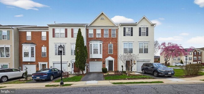 Building Photo - 2483 Lakeside Drive