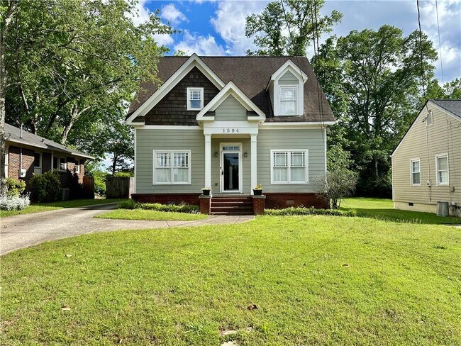 Primary Photo - 1594 Hardin Ave