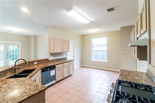 Building Photo - 1628 War Horse Ln