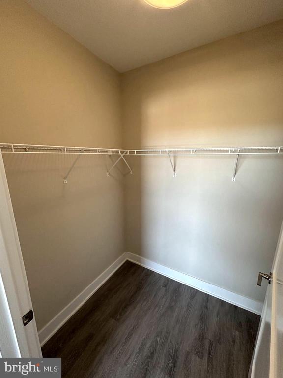 Building Photo - 145 Riverhaven Dr