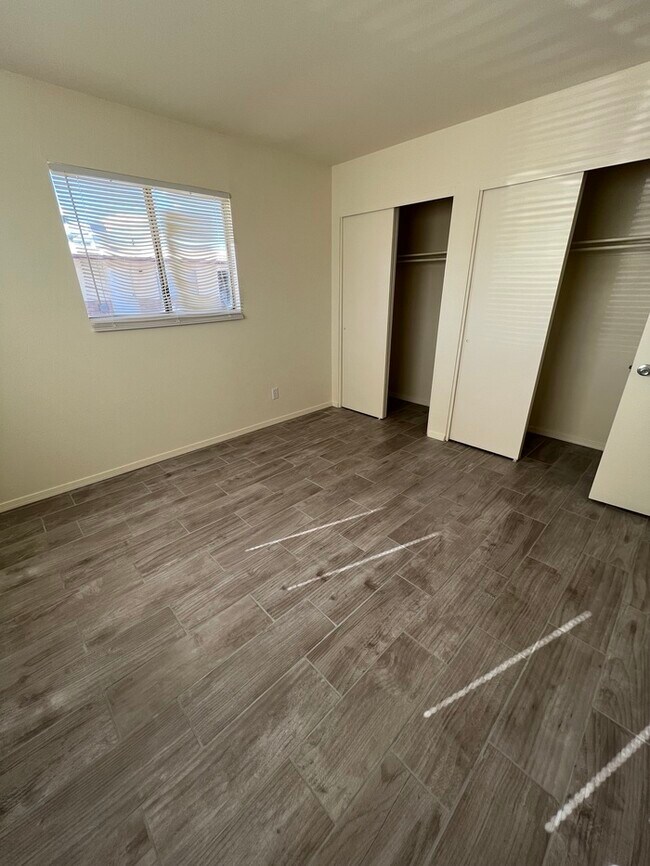 Building Photo - Townhome For Rent
