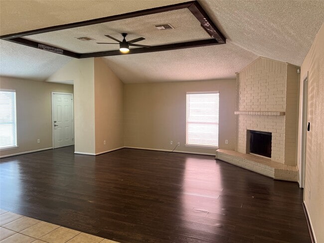 Building Photo - 6331 Pouter Dr