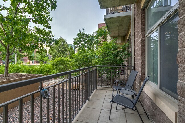 Building Photo - 3301 Arapahoe Ave
