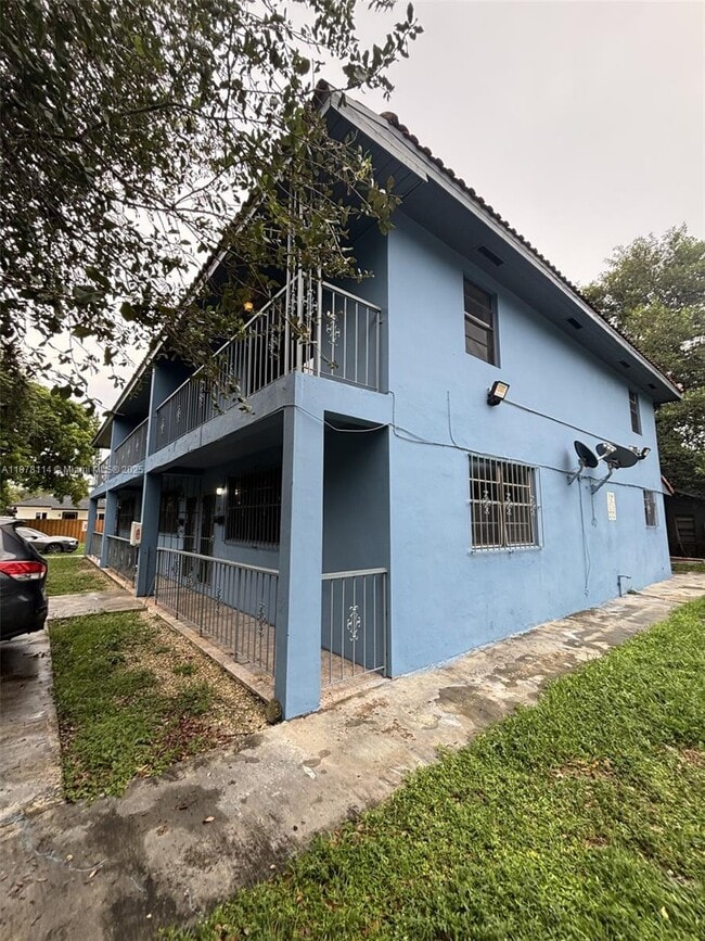 Primary Photo - 384 NW 93rd St