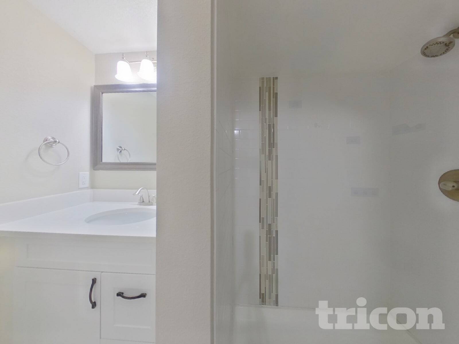 Building Photo - 21490 E Aberdeen Dr