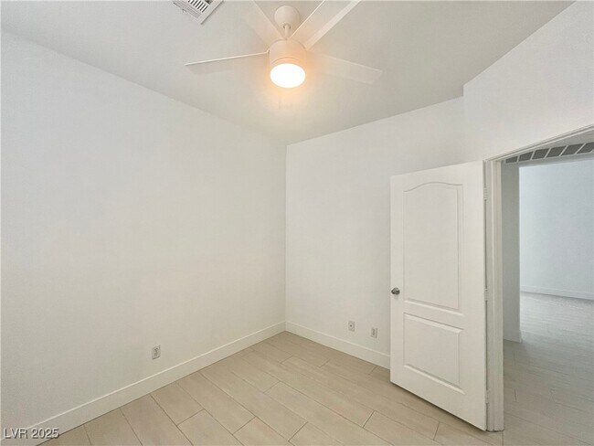 Building Photo - 10748 Tuscan Ct