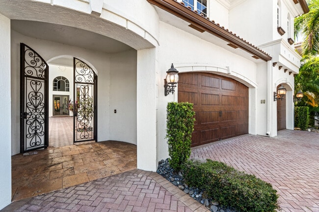 Building Photo - 17550 Circle Pond Ct