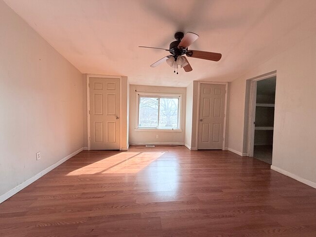 Building Photo - 155 N Lay Ave