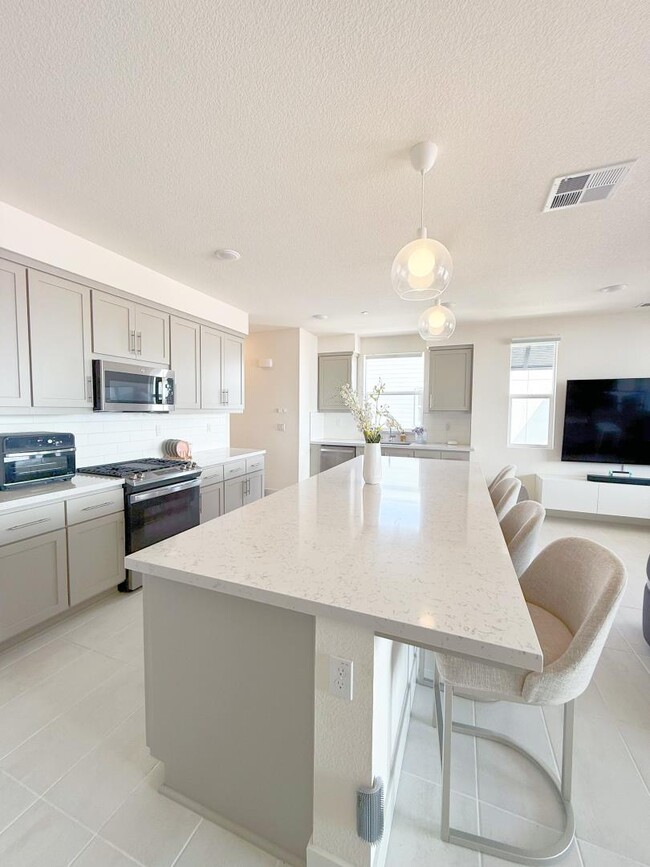 Building Photo - 9776 Seawind Wy