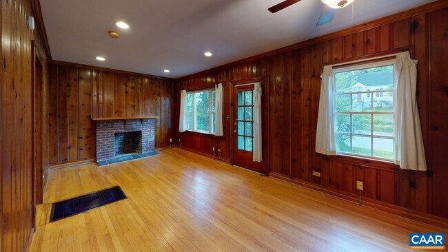 Building Photo - 609 Wine Cellar Cir