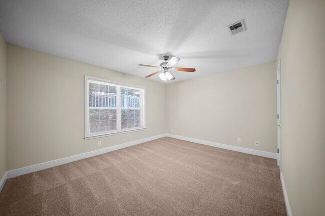 Building Photo - 4208 Santa Fe Pkwy