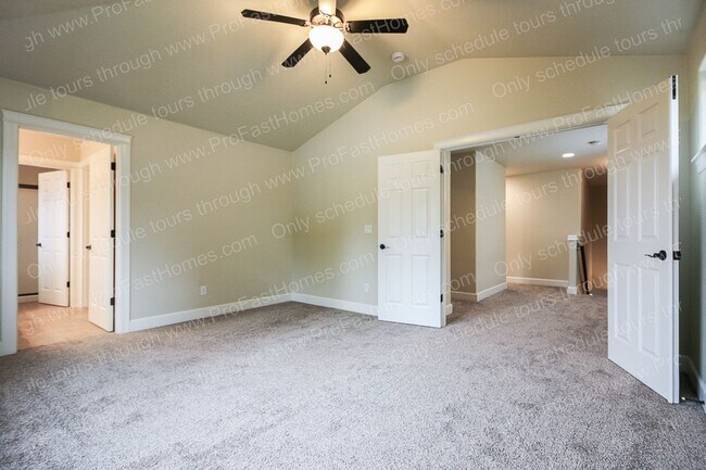 Building Photo - 17481 SW Winona Ln