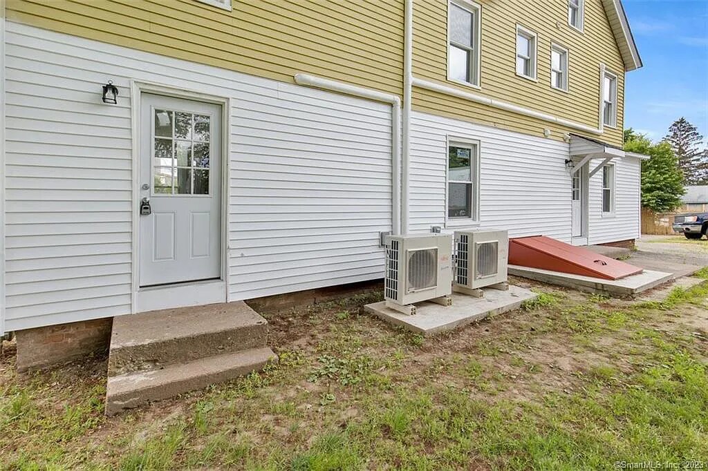 Building Photo - 51 Mill St