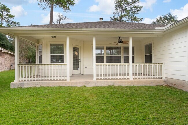 Building Photo - 99 E Foxbriar Forest Cir