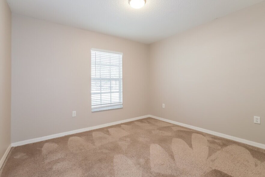 Building Photo - 2304 Pleasure Run Dr