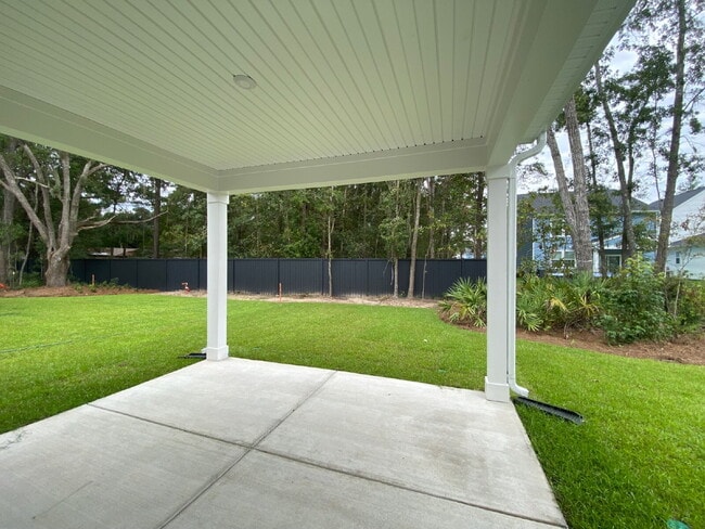 Building Photo - Brand New Single Family Home Just Minutes from Old Town Bluffton!