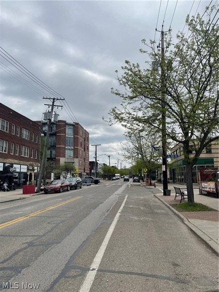 Building Photo - 2628 E 124th St