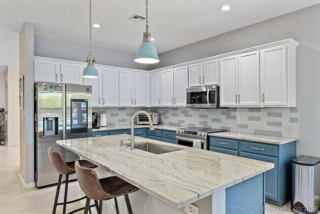Building Photo - 119 Whale Cay Way