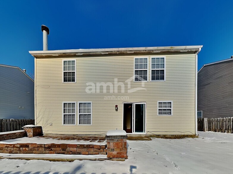 Building Photo - 9915 Sapphire Berry Ln