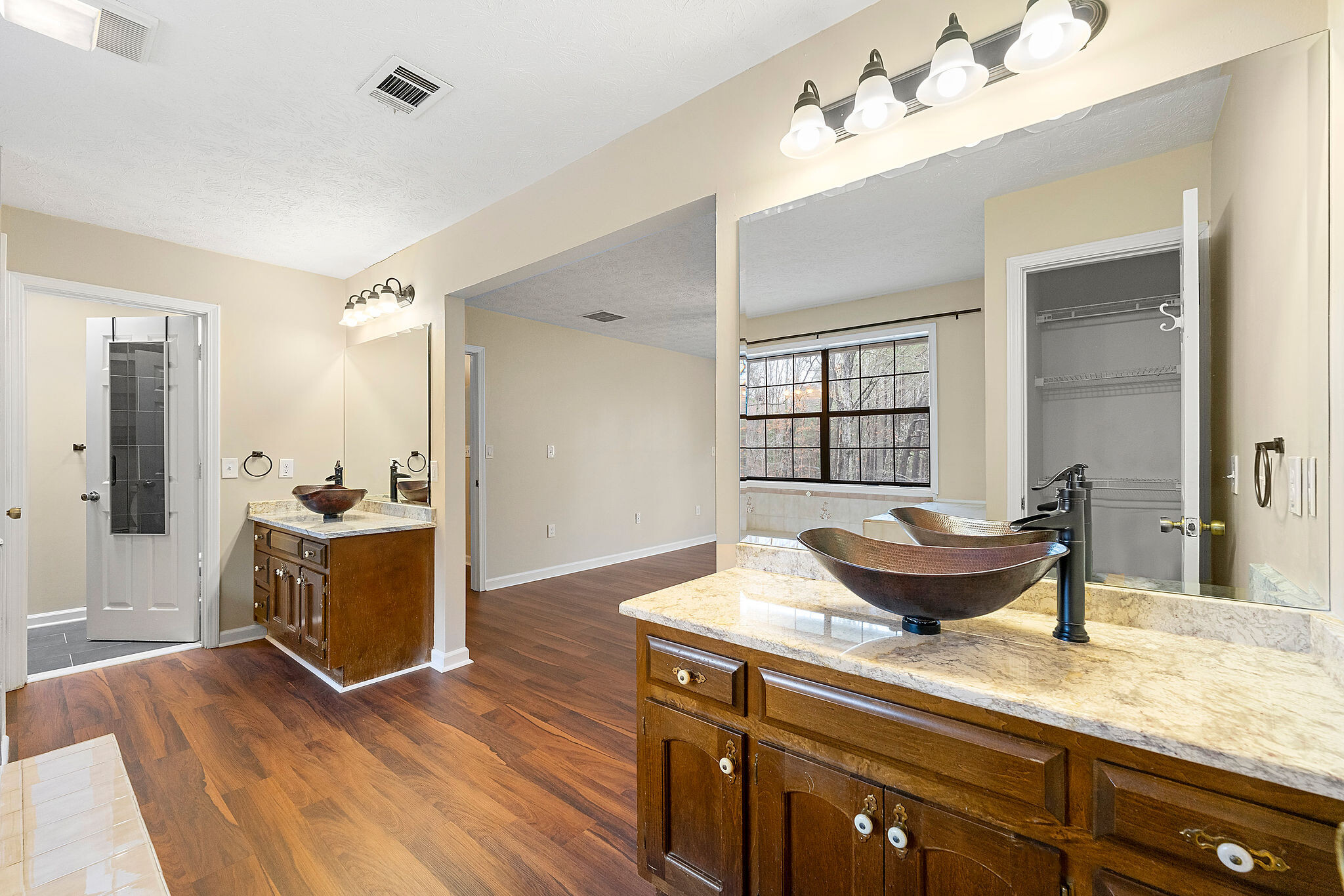 Building Photo - 249 Tony Trl SE