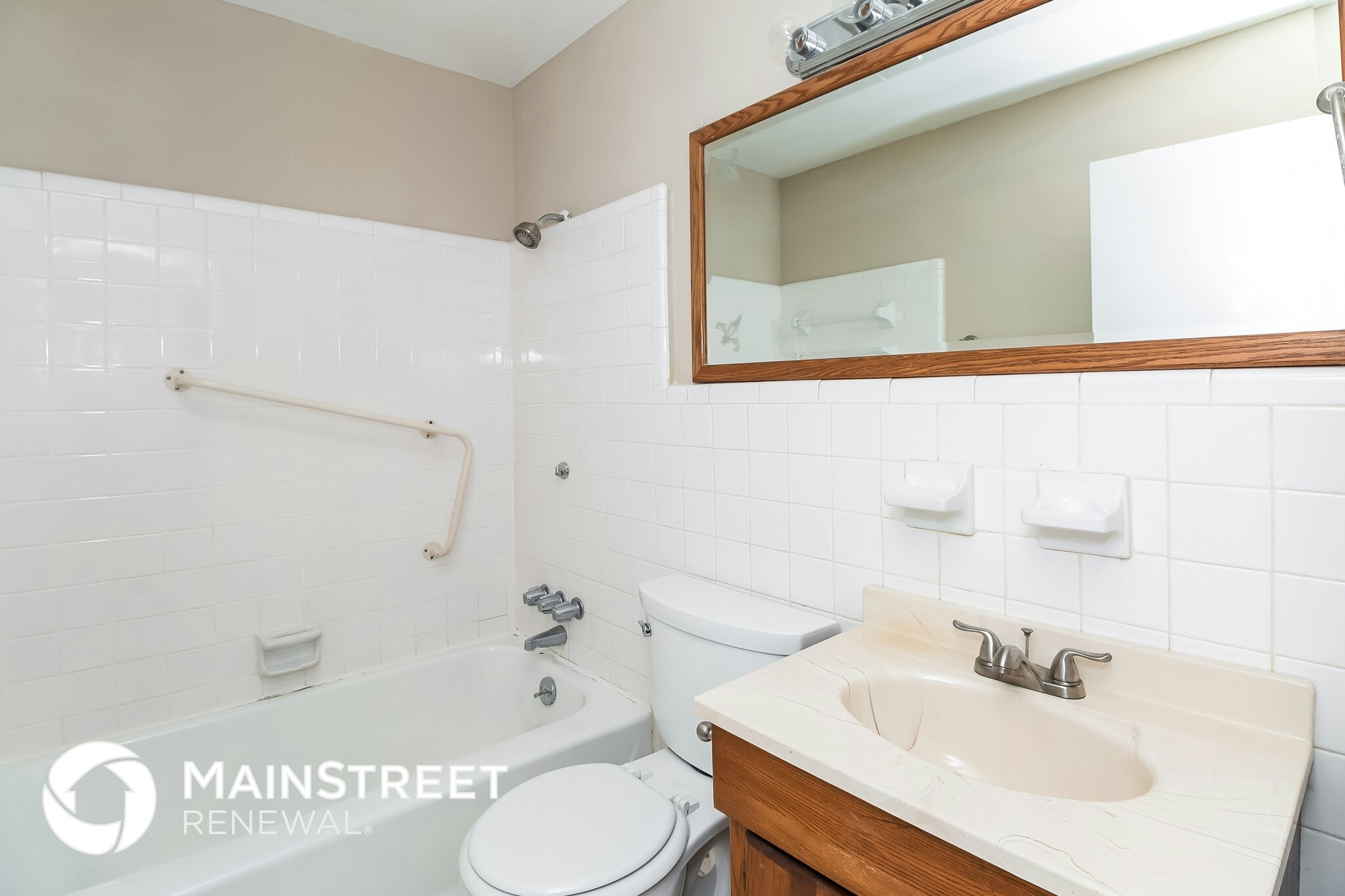 Building Photo - 6120 Longino Dr