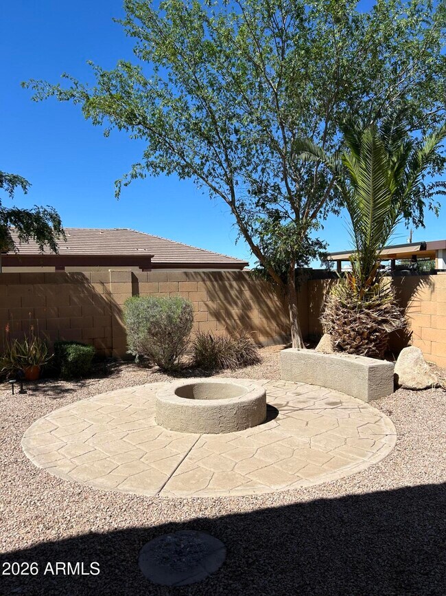 Building Photo - 7024 S Claiborne Ave