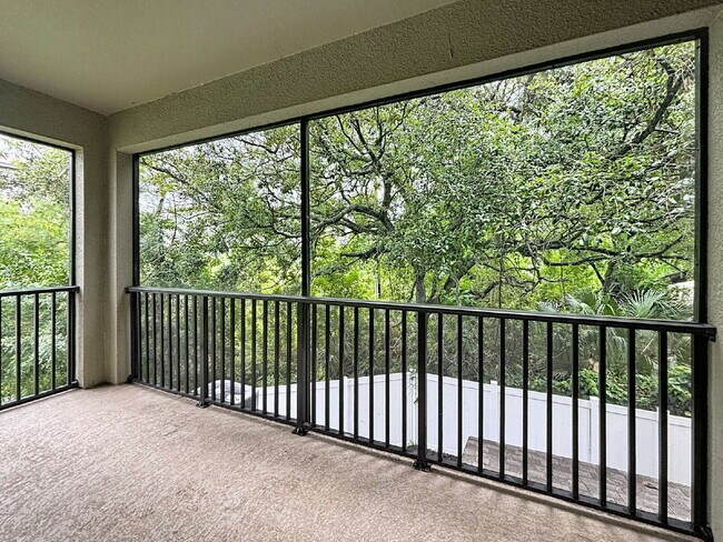 Building Photo - 822 Tennyson Mill Cir