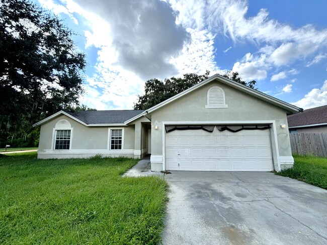 Building Photo - 1719 Terry Cir NE