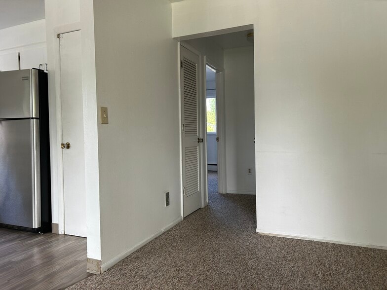 Building Photo - 2917 W 34th Ave
