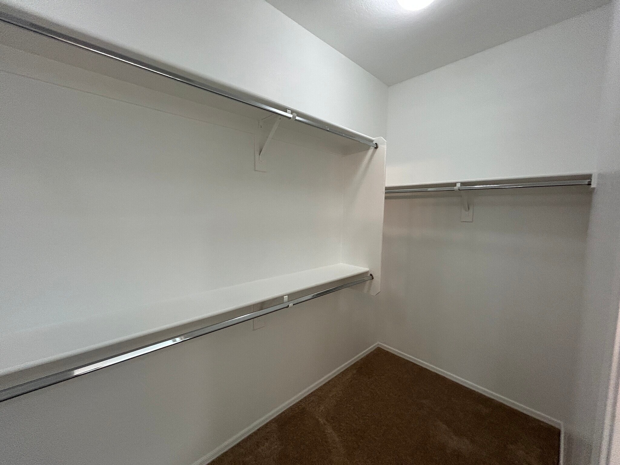 Building Photo - 4123 E Cherry Hills Dr