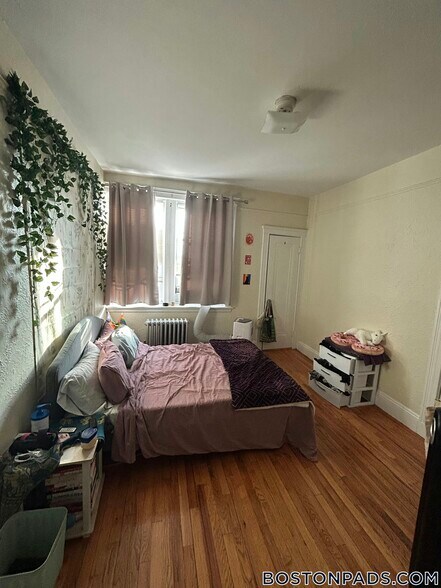 Building Photo - 1691 Commonwealth Ave