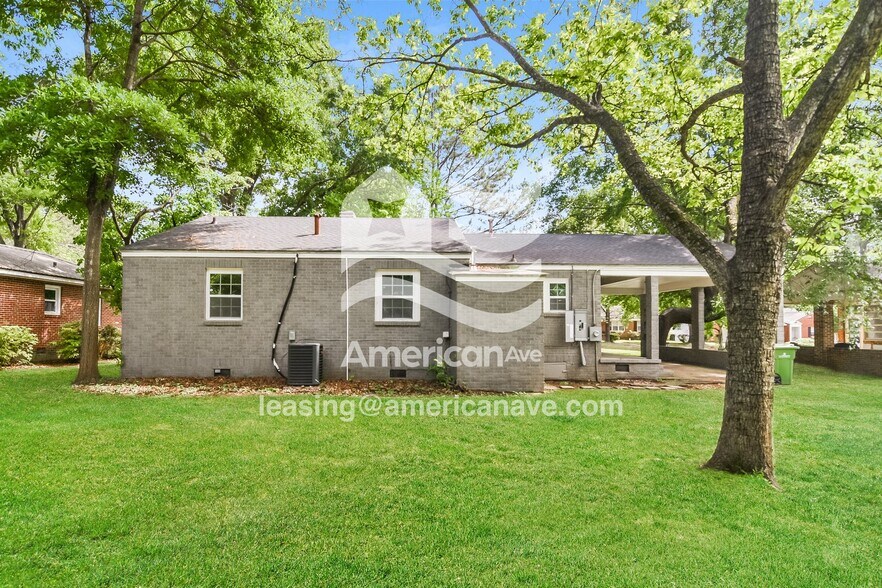 Building Photo - 3551 Honeysuckle Rd