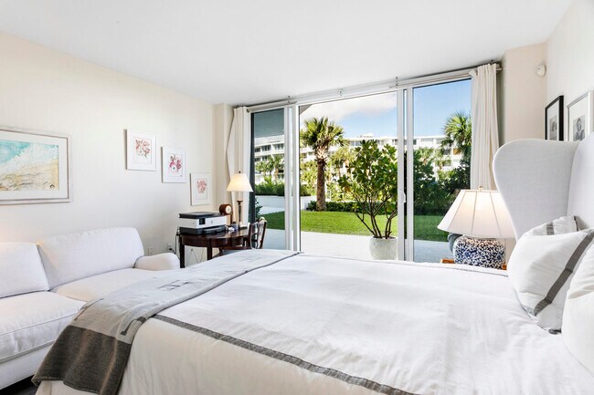 Building Photo - 2773 S Ocean Blvd