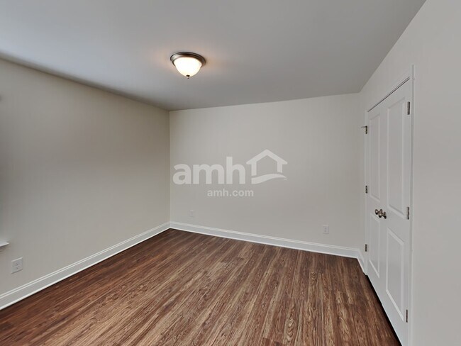 Building Photo - 1147 Bethany Dallas Dr