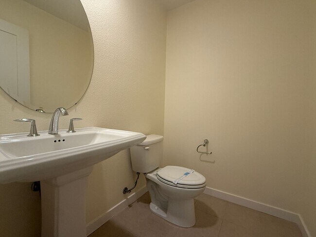 Building Photo - Beautiful North San Jose 4 Bedroom in Desirable Orchard Park Community!