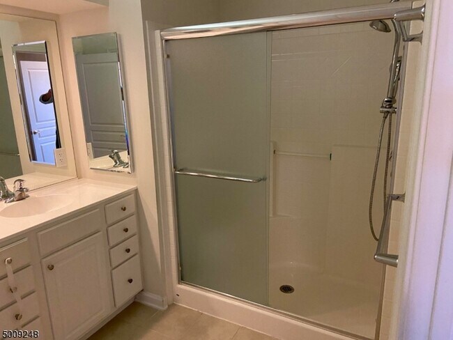 Building Photo - 10411 Warren's Way