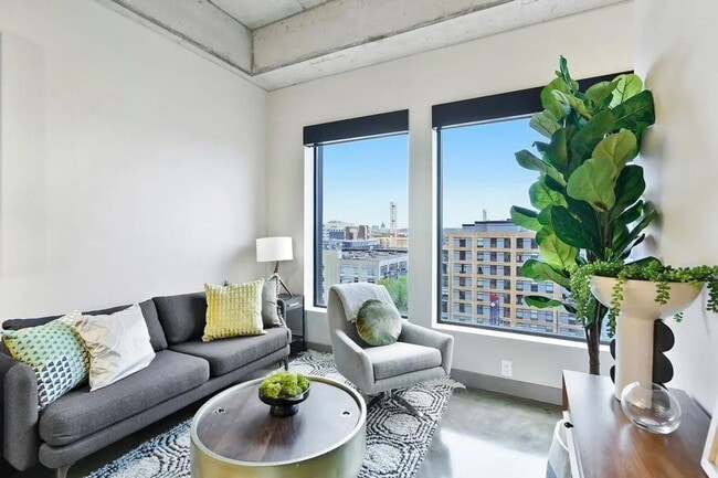 Building Photo - FURNISHED STUDIO IN THE HEART OF THE NORTH...